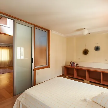 Live Sleep And Dream House