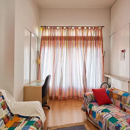 Live Sleep And Dream House